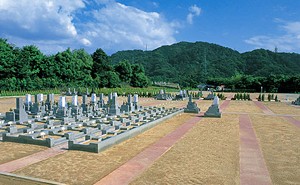 四条畷霊園